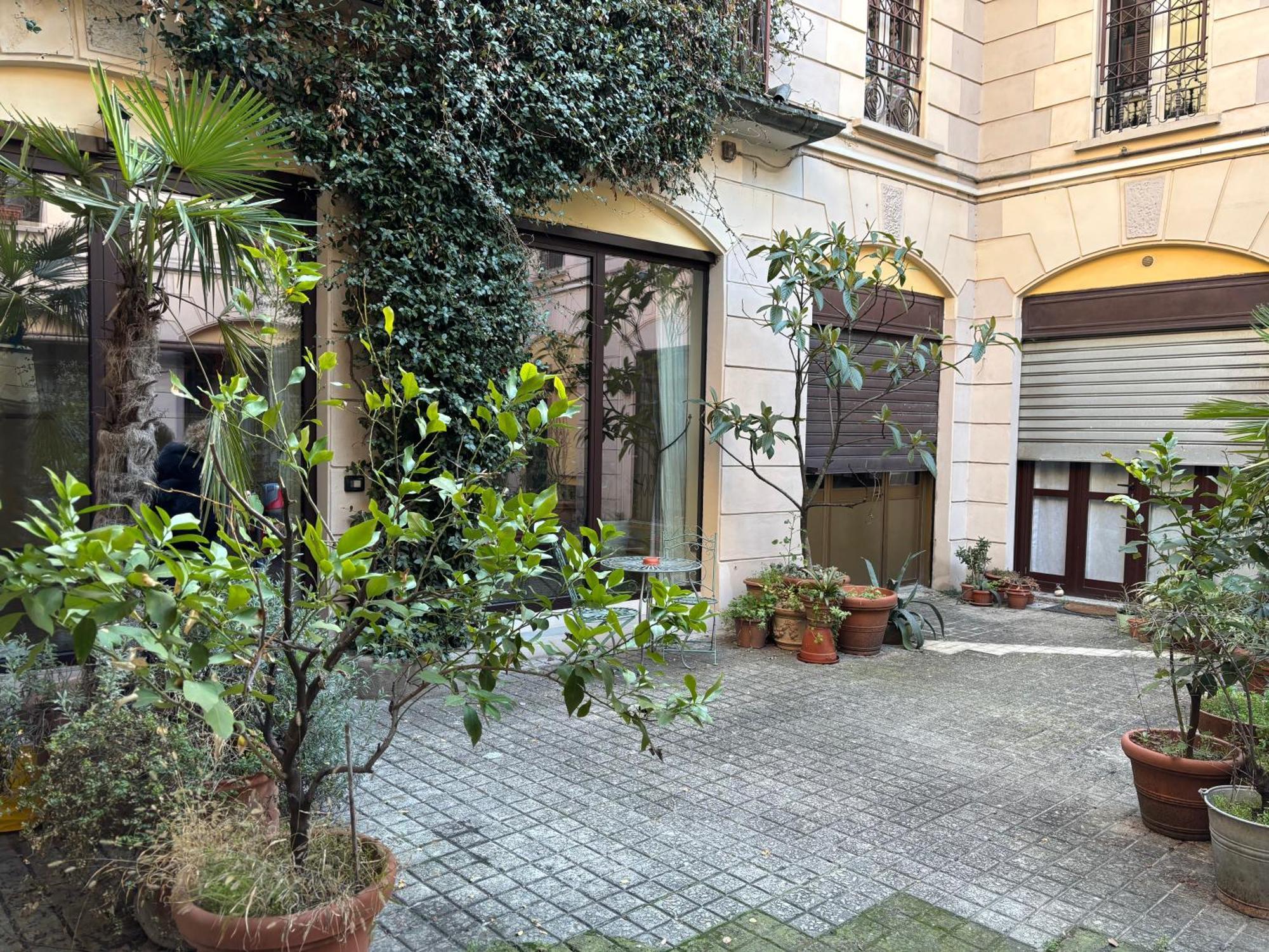 Luxury Loft Near Duomo And Garage Apartment Milan Exterior photo